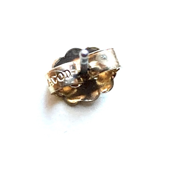 Avon Pearl, Rhinestone, Gold tone stud Earrings with box. Vintage - Picture 5 of 6